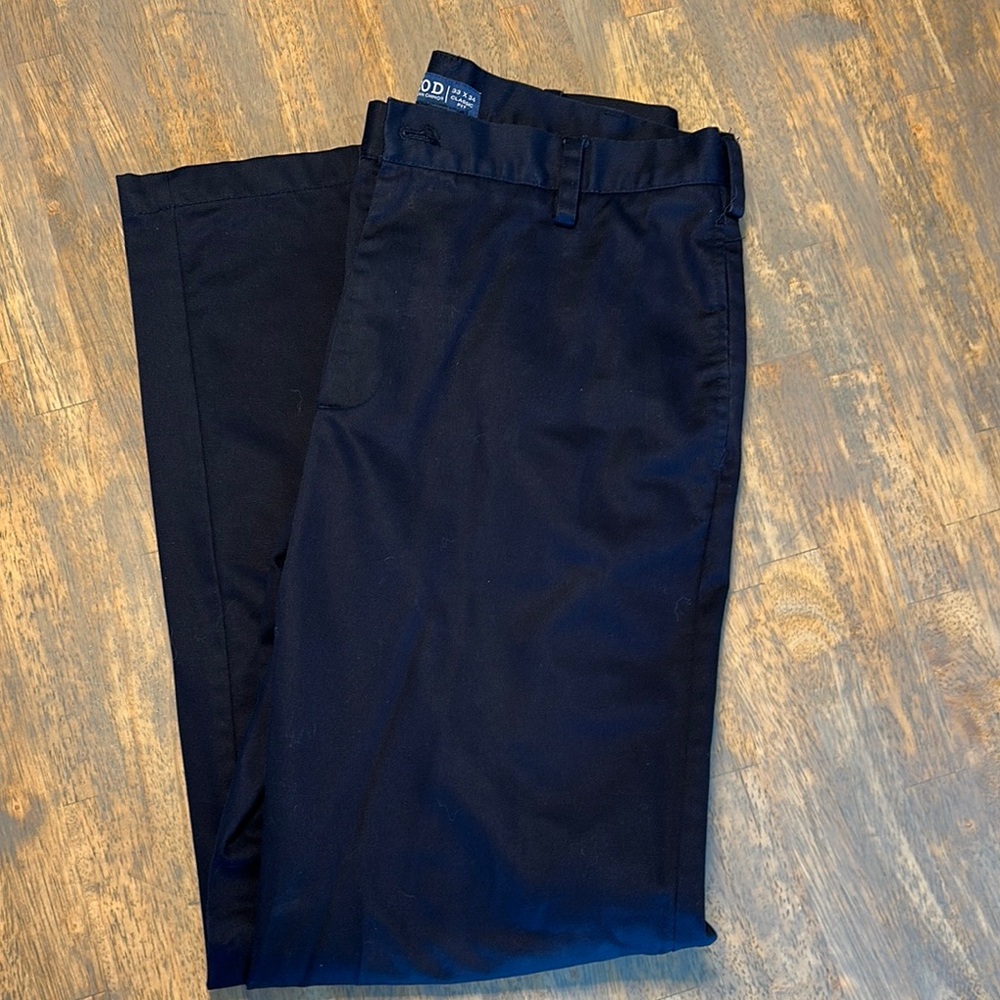 Izod Black Chinos Classic Style